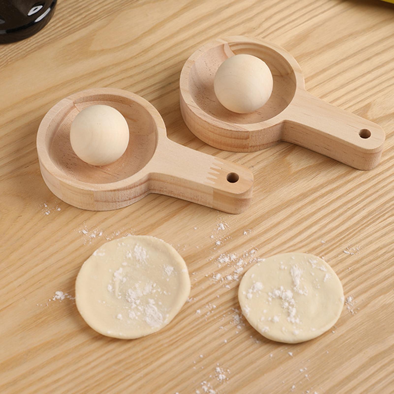 Kitchen Gadgets Dumpling Maker - أداة ضغط عجين الزلابية مقاس 3