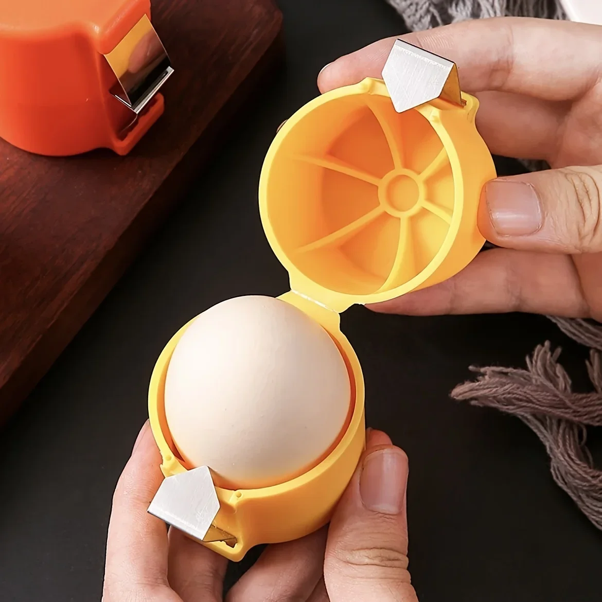 Egg Separator Tool - 1/3 قطعة - فاصل قشر البيض