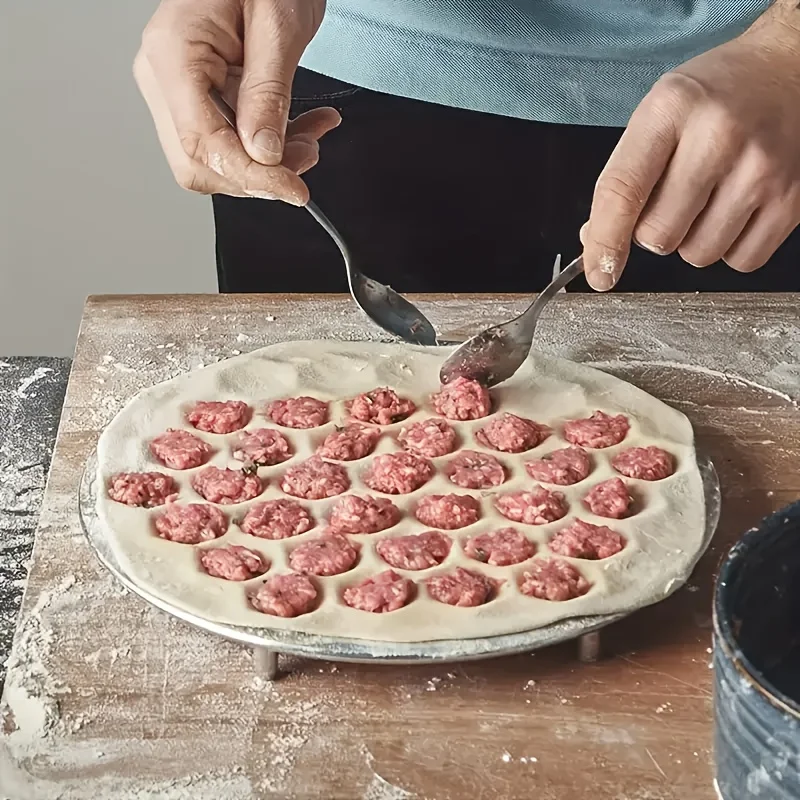 أداة صنع الزلابية من الألومنيو - مراجعة Kitchen Gadgets Dumpling Maker وسعره